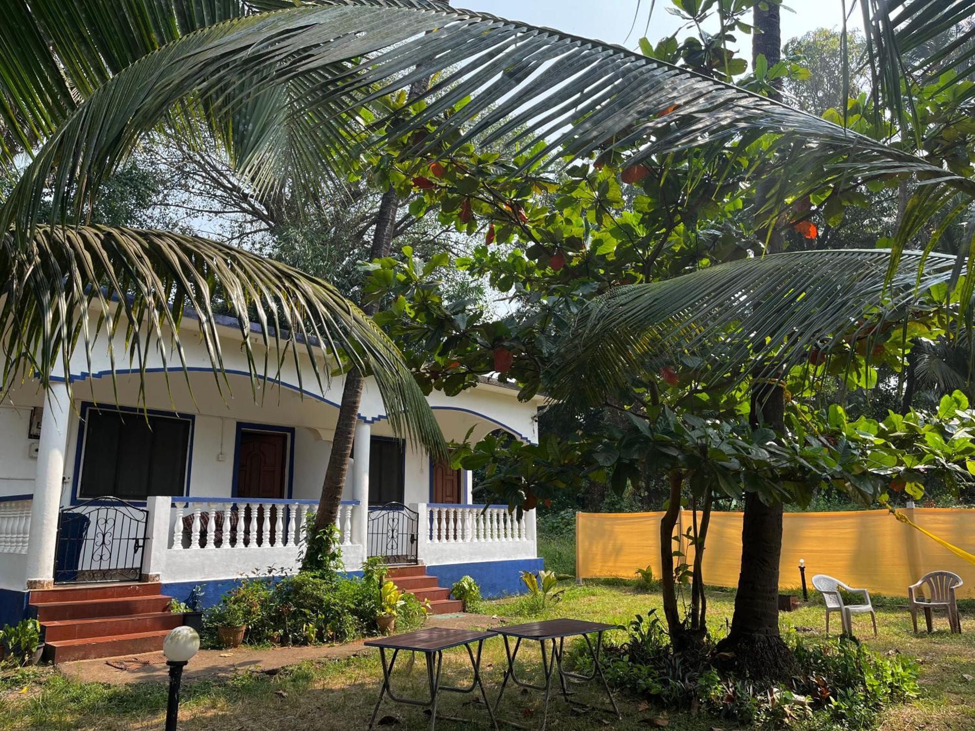Coco Inn Goa แคนโดลิม ภายนอก รูปภาพ